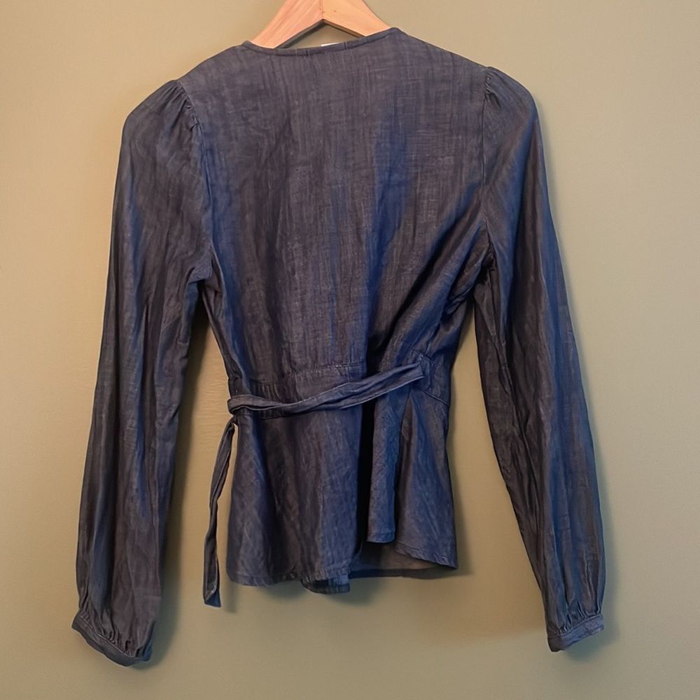 Gap Long Sleeve Blouse Rinse Washed Indigo Navy Chambray Wrap Tie Sz S - Picture 8 of 8
